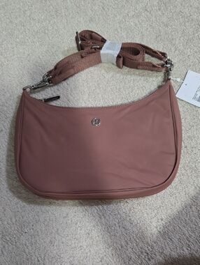 lululemon athletica Mauve/Pink Crossbody Shoulder Bag